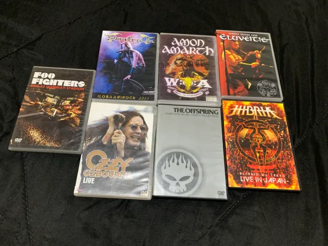 Lote de dvds de Metal.