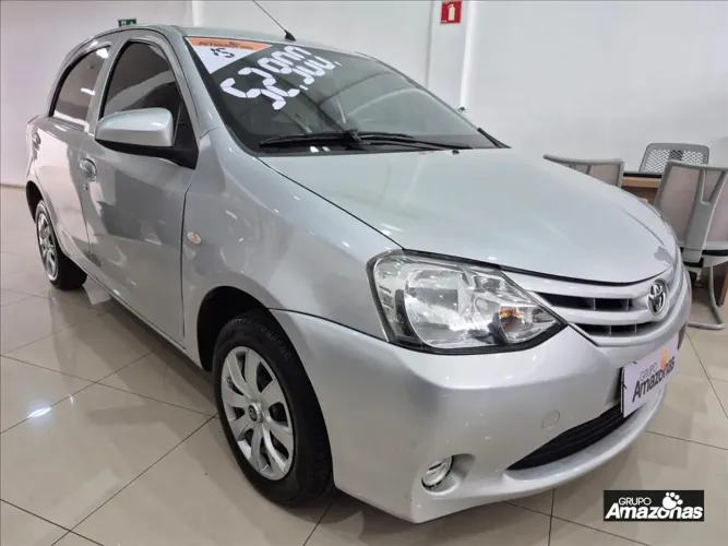 Toyota Etios X 1.3 Flex 16V 5P Mec. 2015