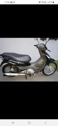 BIZ 125 com partida 