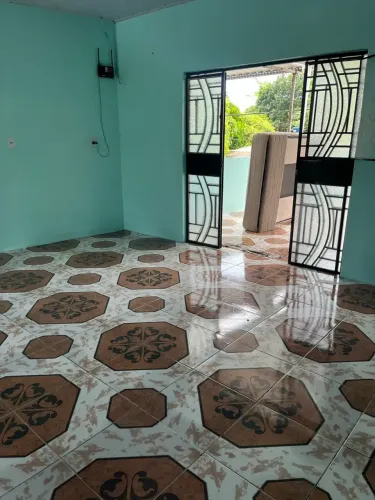 CASA 3 QUARTOS COLÔNIA TERRA NOVA