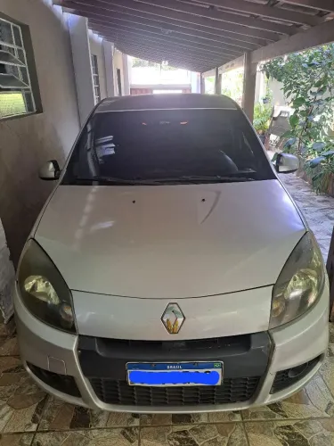 Renault Sandero Authentique Hi-flex 1.0 16V 5P 2013