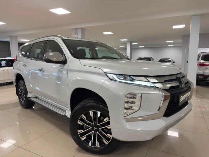 Mitsubishi Pajero Sport HPE 2.4 4X4 Diesel Aut. 2024