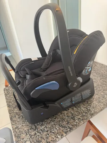 Bebê conforto Maxi-Cosi Citi - Seminovo