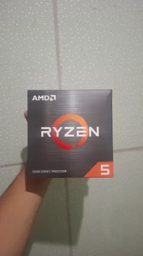 Vendo processador Ryzen 5 5500 NOVO