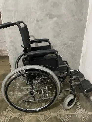 Cadeira de Rodas