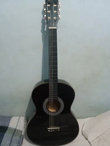 Violão preto Usado
