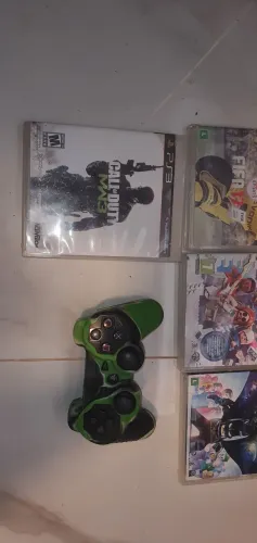 PlayStation 3 Slim CECH-3001A + Controle + Jogos