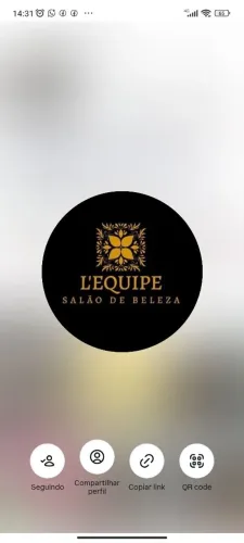 Cabeleireira, aluguel de cadeira