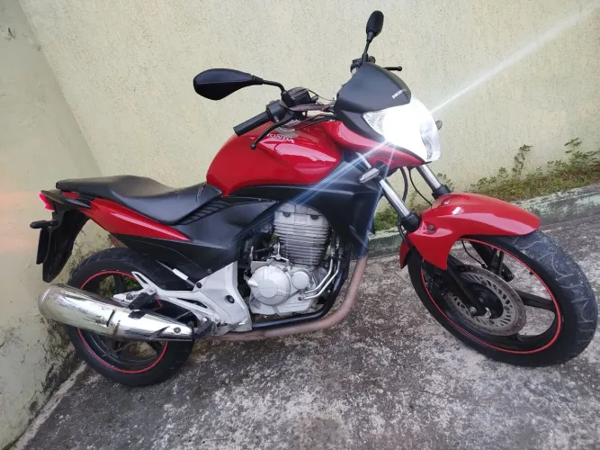 ACEITA OFERTA AVISTA! VENDO OU TROCO EM PS5 ou CORRENTE DE PRATA GROSS, NA TROCA É TABELA 