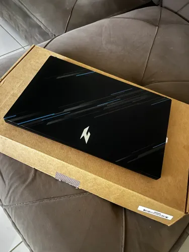 Nitro v15, vendo ou troco por console de meu interesse 