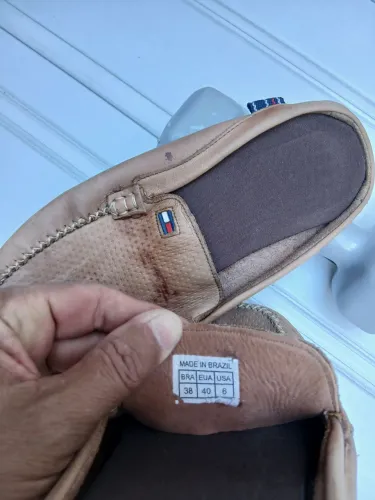 Chinelo de couro tommy hilfiger tamanho 38