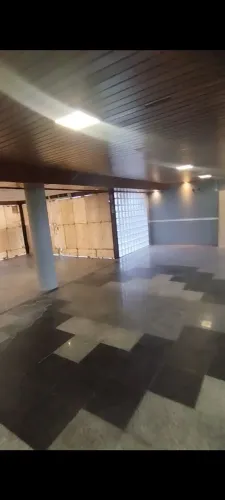 Excelente ponto comercial à beira-mar