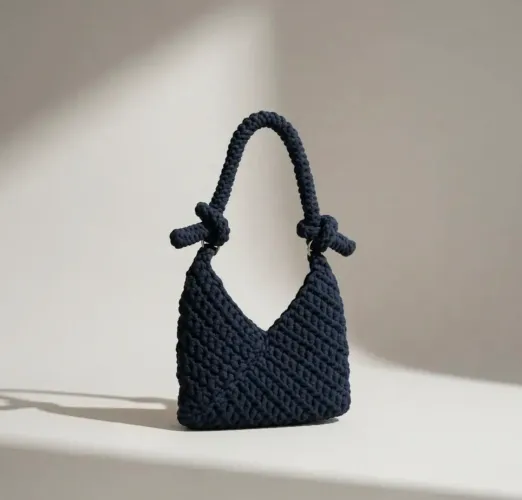 Bolsa de Ombro Crochê Azul Marinho