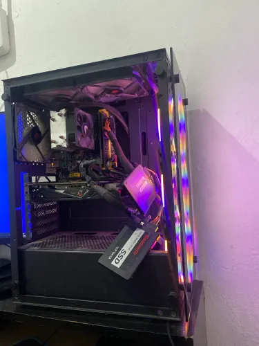 Gabinete gamer 