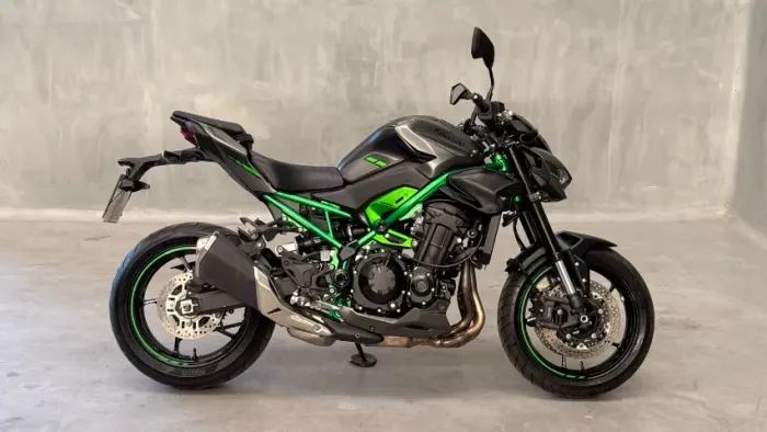 KAWASAKI Z900 2026