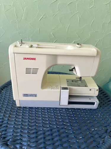 Maquina de bordado JANOME Memory Craft 350E