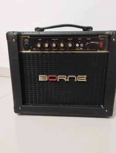 Amplificador Borne Vorax 630 25w para guitarra 