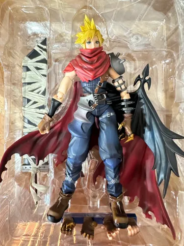 Final Fantasy 7 Bring Arts - Cloud Strife (Another Form Variant)