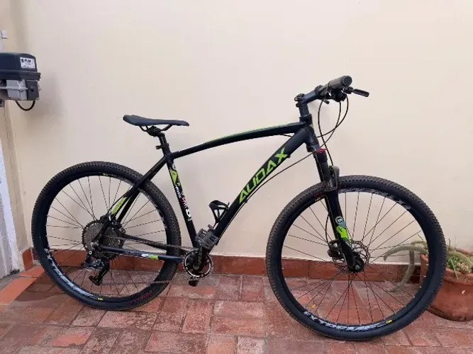 Bike GTS M1 Aro 29 - Freio Hidráulico - 12 Marchas (1x12)