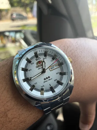 Orient três estrelas automático