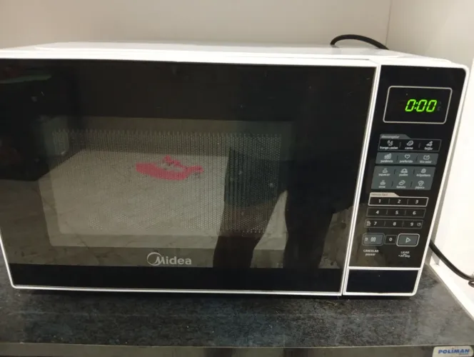 Microondas 20 litros 220V
