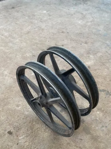 Roda liga leve da 125 (Serve na 150 também)