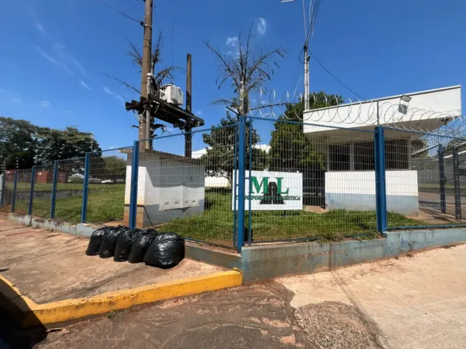 Galpão / Barracão para locação no Distrito industrial Domingos biancardi - Bauru / SP