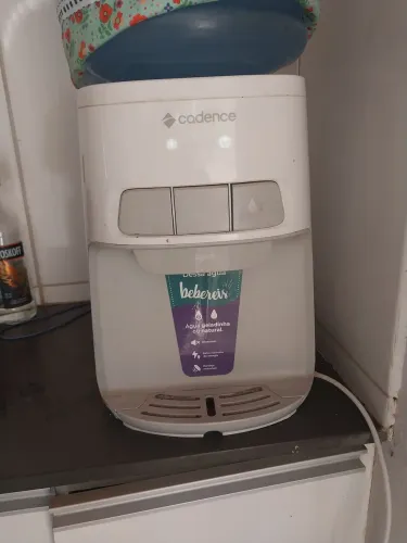 Suporte para galão de água mineral