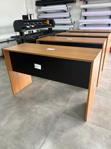 Mesa de escritório em MDF. Vendemos no atacado e varejo