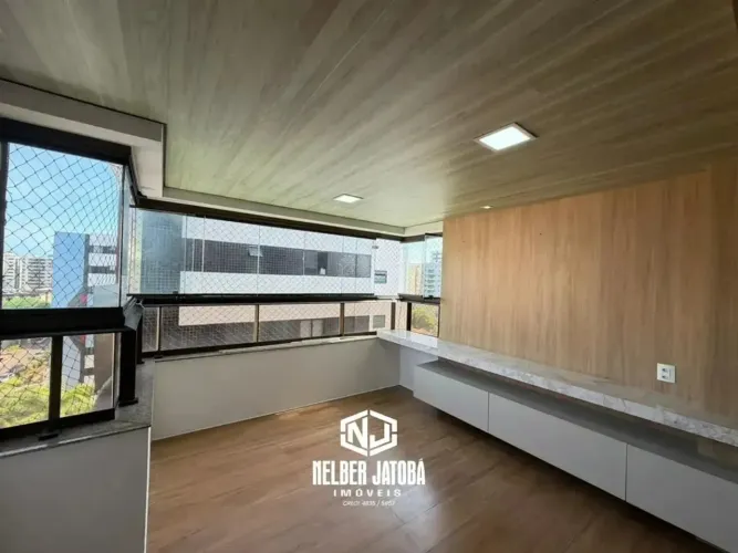 Apartamento em Jatiúca 3 suítes, 2 vagas, amplo, andar alto