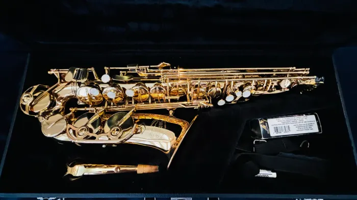 Sax Alto Júpiter Jas 567/565 praticamente novo