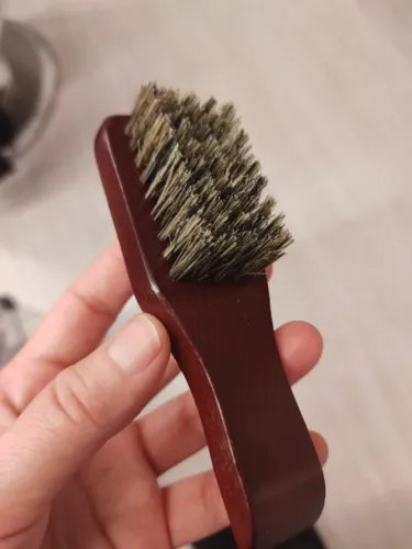 Escova de barba e cabelo disfarçado disfarces