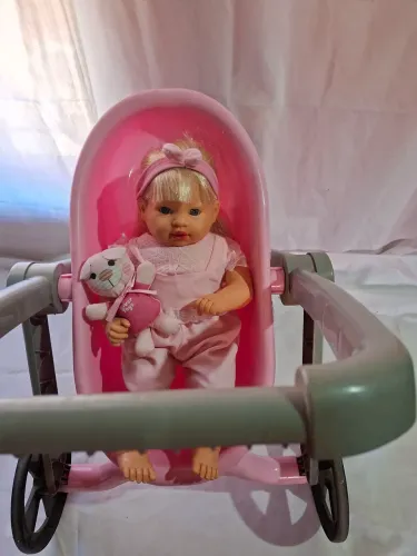 Boneca Bebê + Carrinho