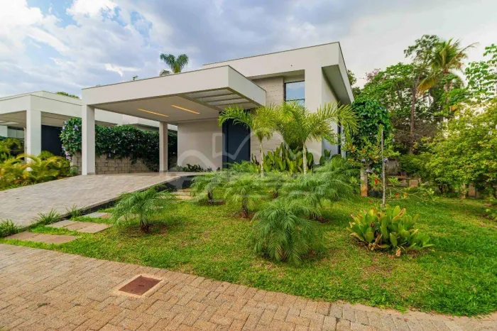 Casa em condomínio à venda, 3 quartos, 3 suítes, 4 vagas, Várzea - Lagoa Santa/MG