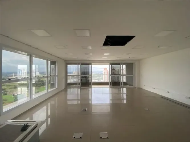 SQUARE GARDEN | Sala comercial para alugar, 75 m² por R$ 4.500,00  1 vaga de garagem  Lond
