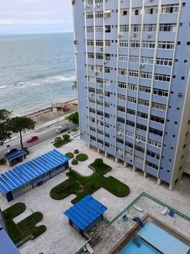 Quarto mobiliado em ótima localização perto de tudo 