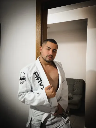 Kimono KVRA Branco - Edição Especial