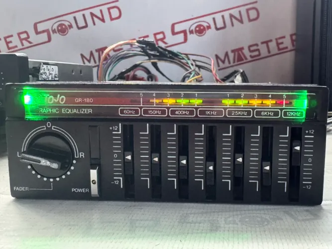 Equalizador e amplificador tojo gr-180 lindo aparelho impecável na oferta só 1100,00