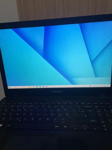 Notebook Samsung 300E Celeron 4GB RAM + HD 500GB | Funcionando