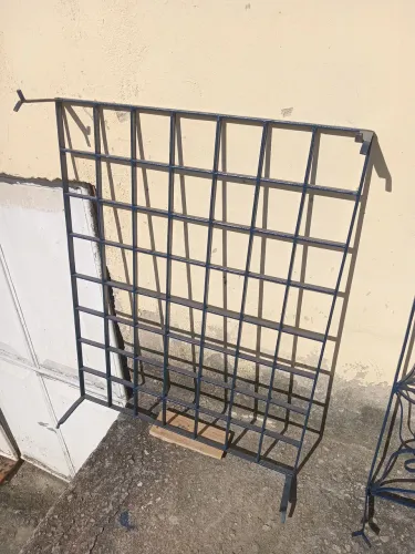 Grade para janela pequena
