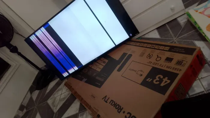 Venda de tv com defeito