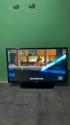 Vendo TV SAMSUNG 32 Polegadas 