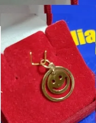 Pingente Rosto de Menino Feliz Ouro 18 Kilates Peso 1.03 Gramas 16 mm