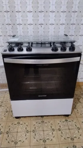 Fogão brastemp 5 bocas,semi novo