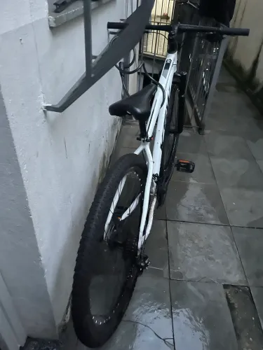 Bicicleta de marcha - 5 meses de uso