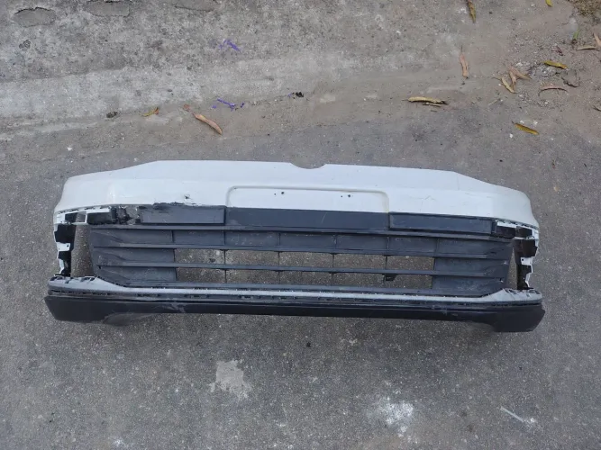Para choque dianteiro VW fox peper Xtreme CrossFox  2015 a 2021 original c detalhe 