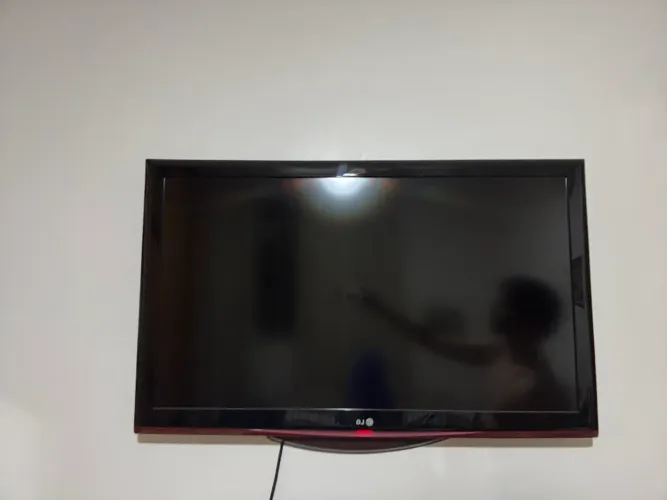 Televisão LG 42 polegadas