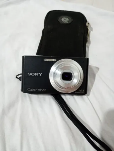 Câmera Sony Cyber-shot 14.1 MP + Bolsa + Cartão 8GB