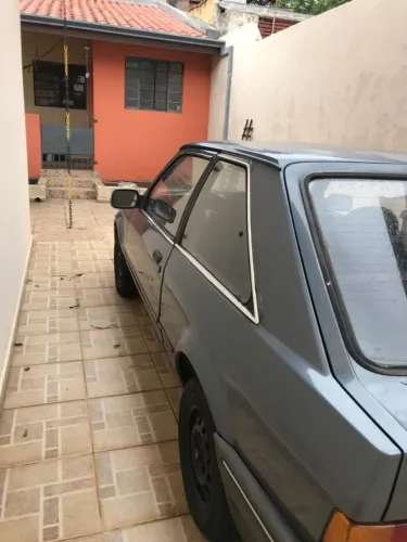 Ford Escort GL 1.6i / 1.6 (álcool) 1987