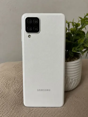 Galaxy a12 (som com mal contato)